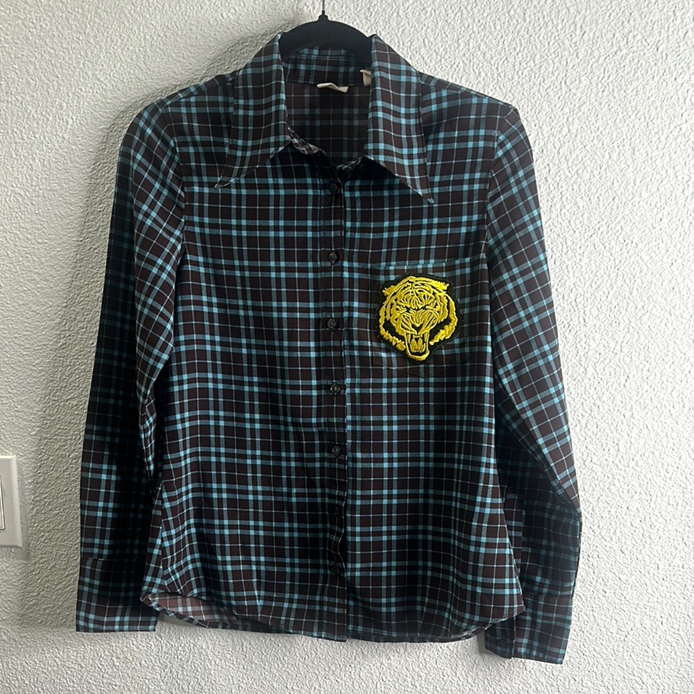 Levi's Plaid Button-Up Shirt with Tiger Patch size xsmall
